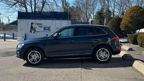 2017 Audi Q5 2.0T Premium Plus