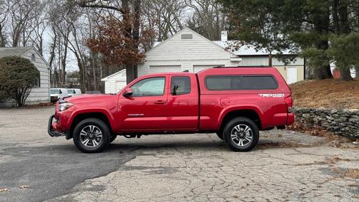 2016 Toyota Tacoma SR5