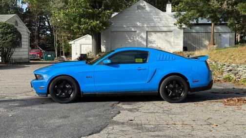 2011 Ford Mustang GT Premium