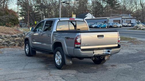2015 Toyota Tacoma Base