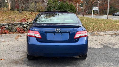 2010 Toyota Camry LE