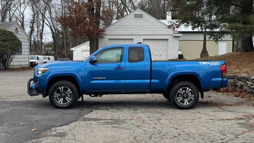 2016 Toyota Tacoma TRD Sport