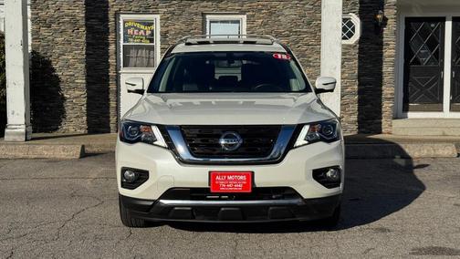 2018 Nissan Pathfinder Platinum