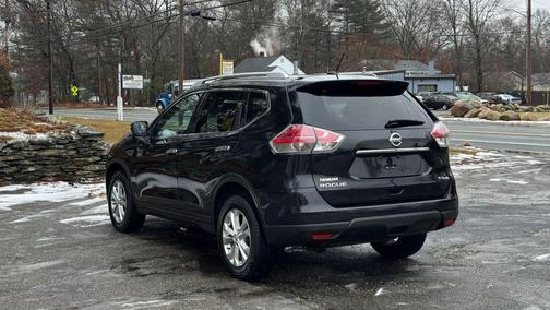 2016 Nissan Rogue SV