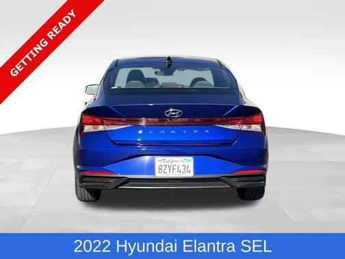 2022 Hyundai ELANTRA SEL