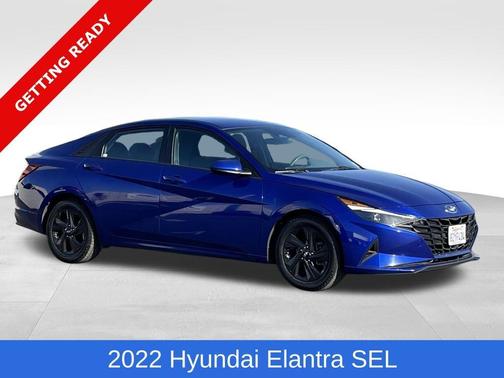 2022 Hyundai ELANTRA SEL