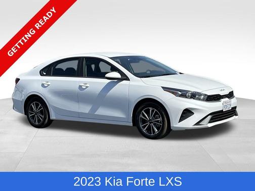 2023 Kia Forte LXS