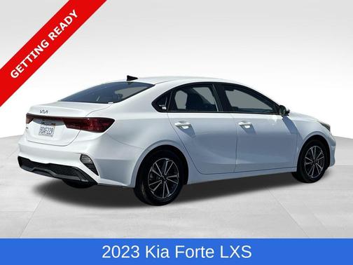 2023 Kia Forte LXS