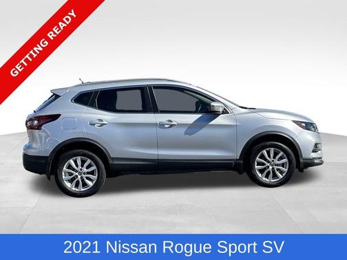 2021 Nissan Rogue Sport SV