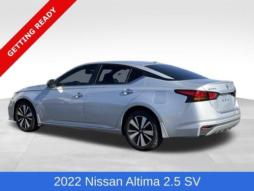 2022 Nissan Altima 2.5 SV