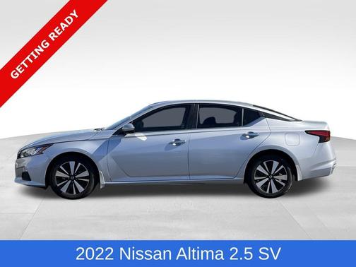 2022 Nissan Altima 2.5 SV