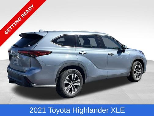 2021 Toyota Highlander XLE