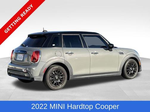 2022 MINI Hardtop Cooper