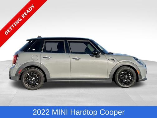 2022 MINI Hardtop Cooper