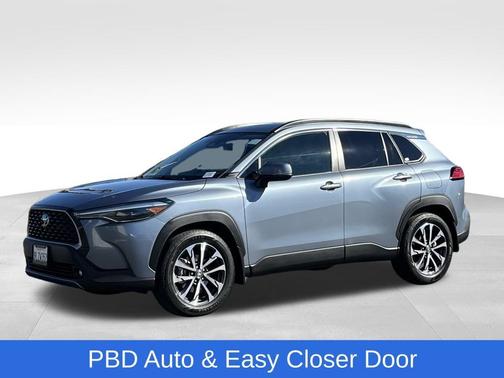 2024 Toyota Corolla Cross XLE