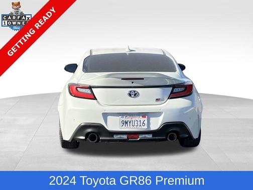 2024 Toyota GR86 Premium