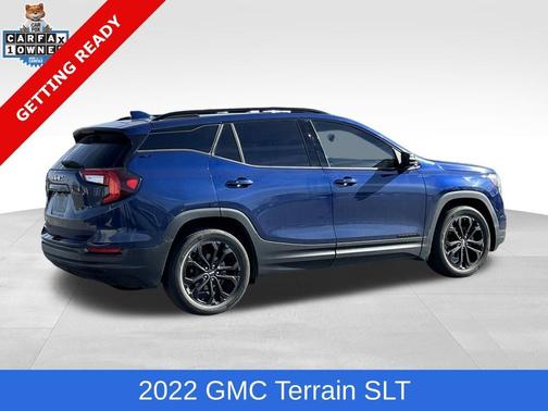 2022 GMC Terrain SLT