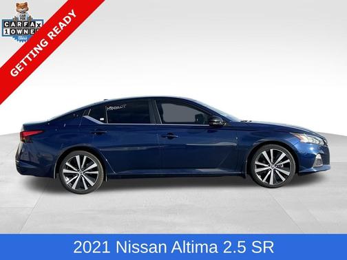 2021 Nissan Altima 2.5 SR
