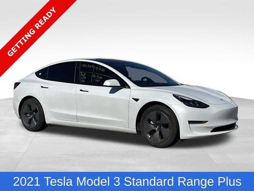2021 Tesla Model 3 Standard Range Plus