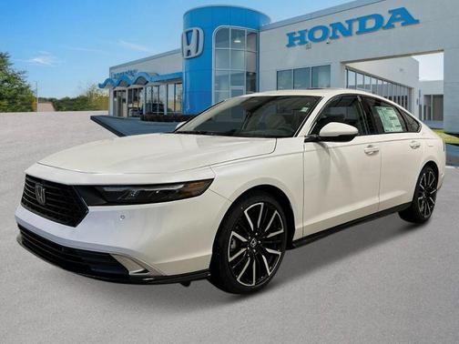 2025 Honda Accord Hybrid Touring