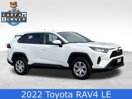 2022 Toyota RAV4 LE