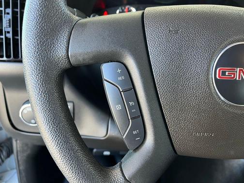 2023 GMC Savana 2500 Work Van