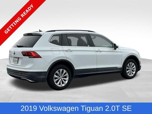 2019 Volkswagen Tiguan 2.0T SE
