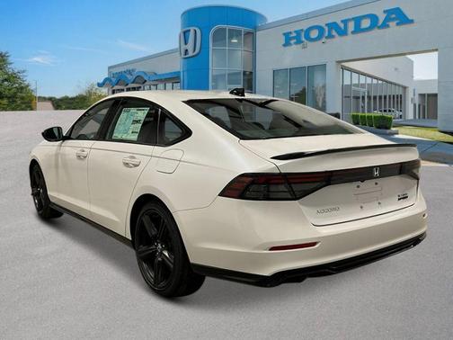 2025 Honda Accord Hybrid Sport-L