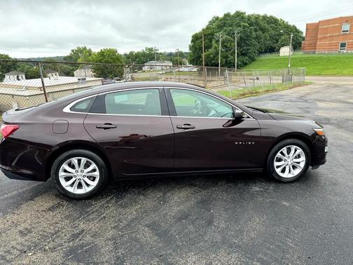 2021 Chevrolet Malibu FWD LT