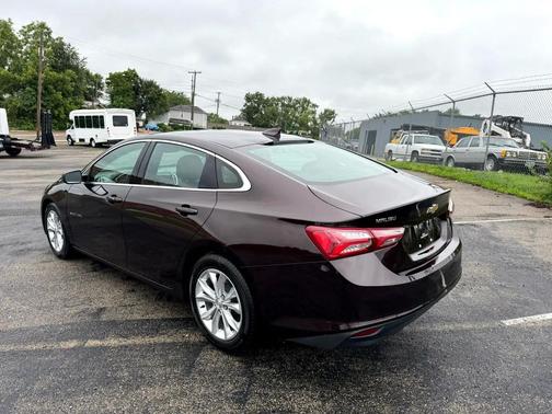 2021 Chevrolet Malibu FWD LT