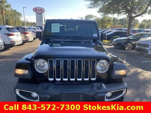 Photo 2 of 26 of 2020 Jeep Gladiator Overland