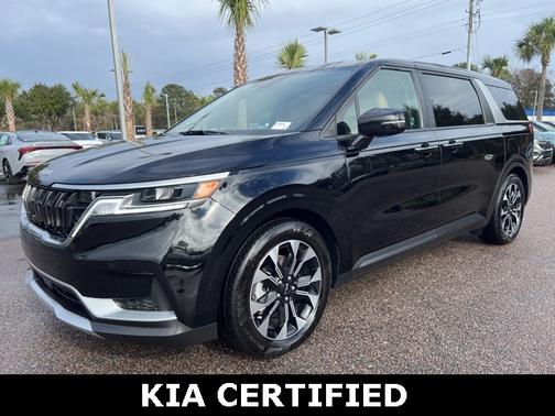 2024 Kia Carnival EX