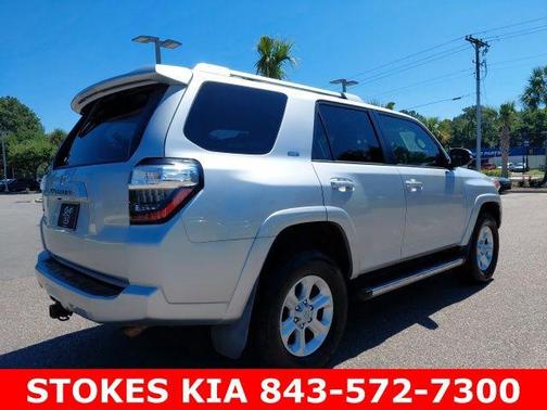 Classic Silver Metallic 2017 Toyota 4Runner SR5 Premium
