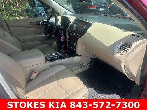 Cayenne Red Metallic 2017 Nissan Pathfinder Platinum