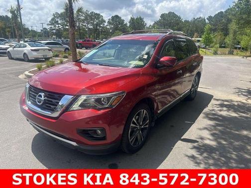 Cayenne Red Metallic 2017 Nissan Pathfinder Platinum