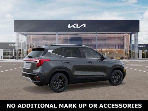 Gravity Gray 2026 Kia Seltos EX
