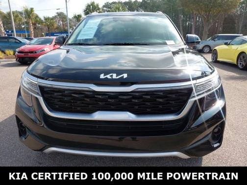 Cherry Black 2023 Kia Seltos S