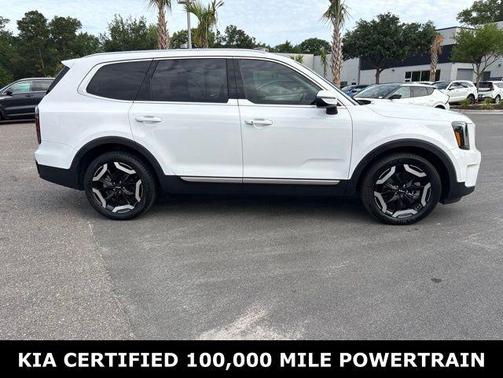 Glacial White Pearl 2024 Kia Telluride EX