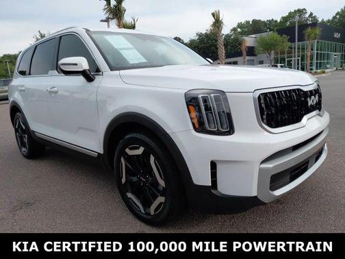 Glacial White Pearl 2024 Kia Telluride EX