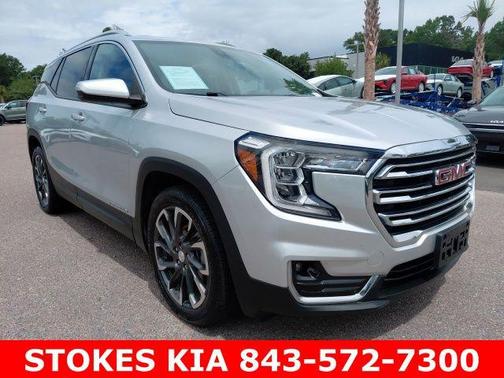 Quicksilver Metallic 2022 GMC Terrain SLT