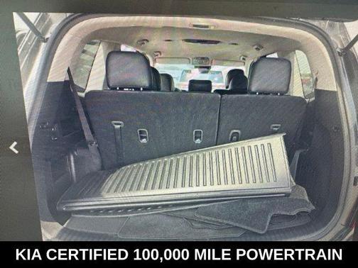 Ebony Black 2024 Kia Telluride LX