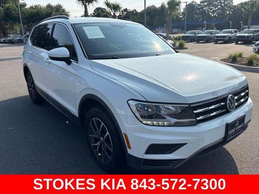 Pure White 2020 Volkswagen Tiguan 2.0T SE