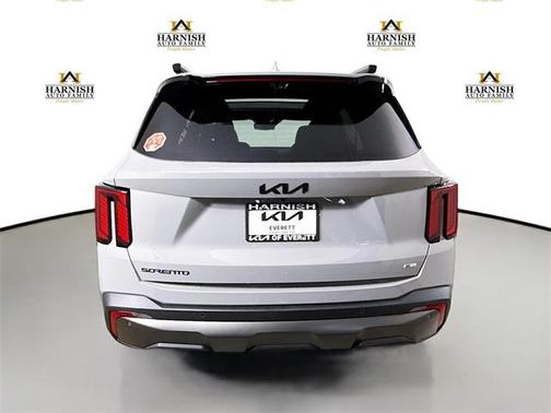 2025 Kia Sorento SX