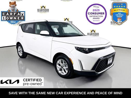 Snow White Pearl 2025 Kia Soul LX