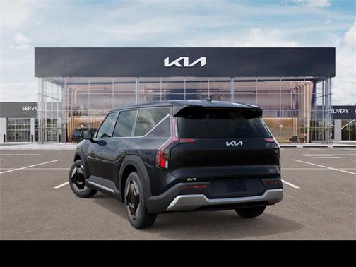 2026 Kia EV9 Light Short Range