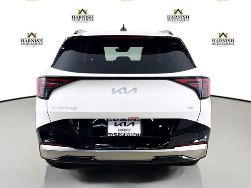 Snow White Pearl 2026 Kia Sportage Hybrid SX-Prestige