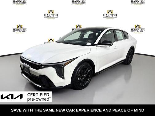 Snow White Pearl 2025 Kia K4 GT-Line Turbo