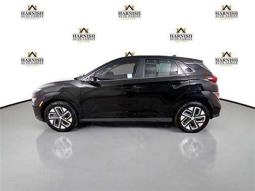 2022 Hyundai KONA EV SEL