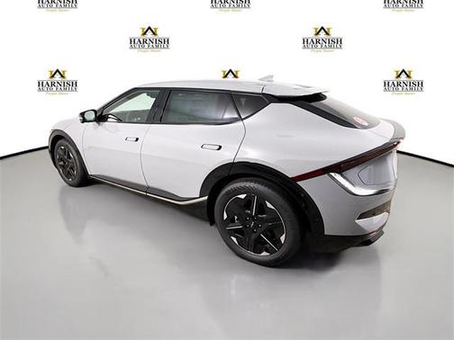 2025 Kia EV6 Wind