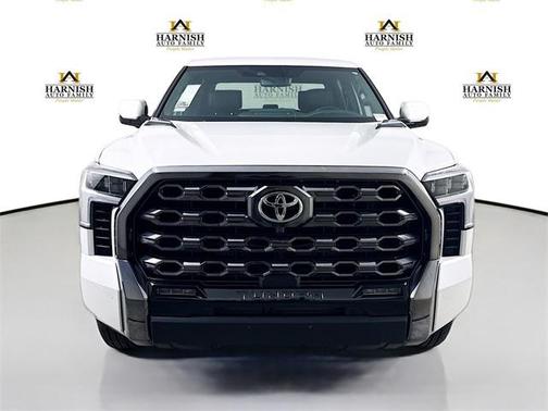 2024 Toyota Tundra Hybrid Platinum